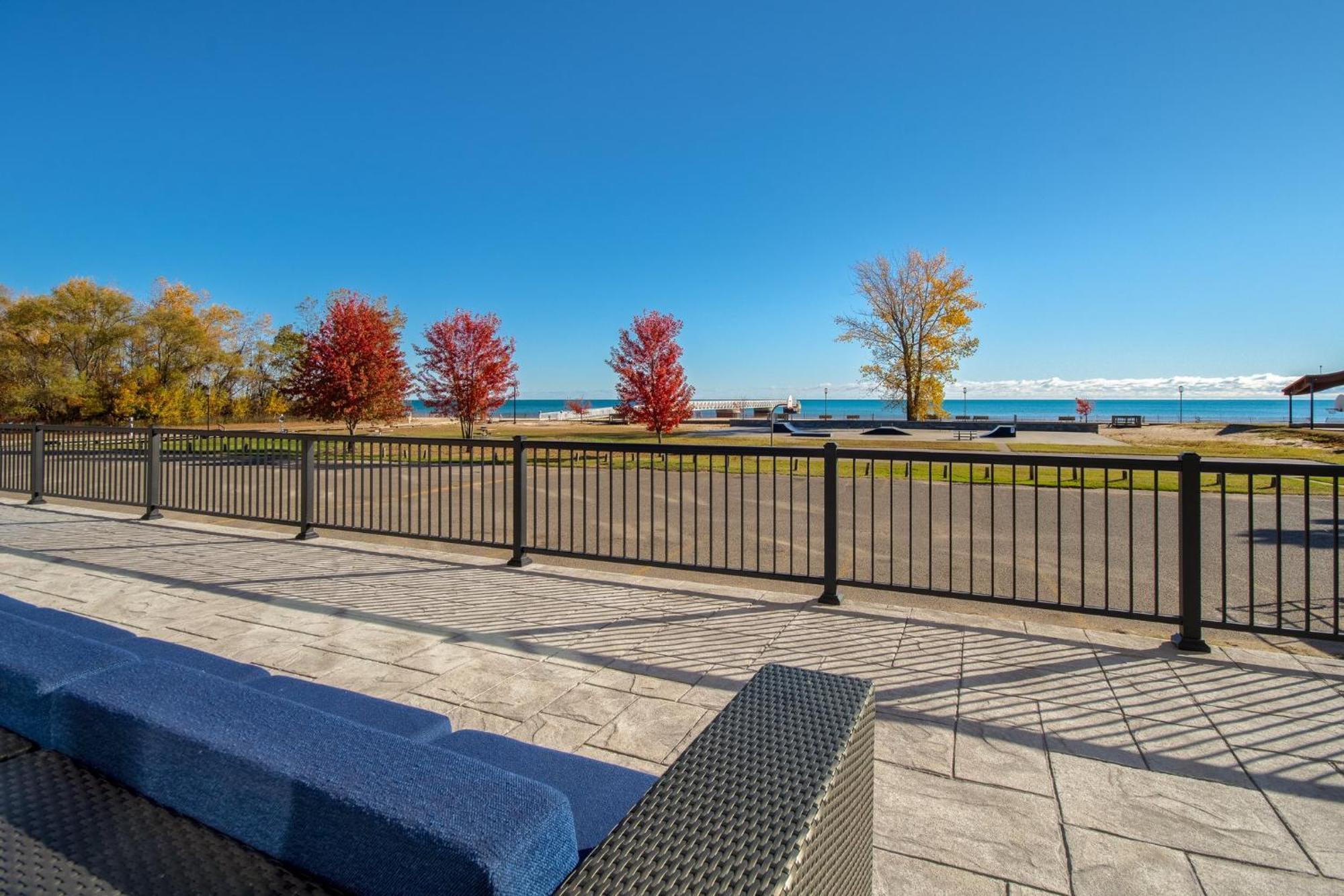 Holiday Inn Express & Suites Oscoda By Ihg Екстер'єр фото