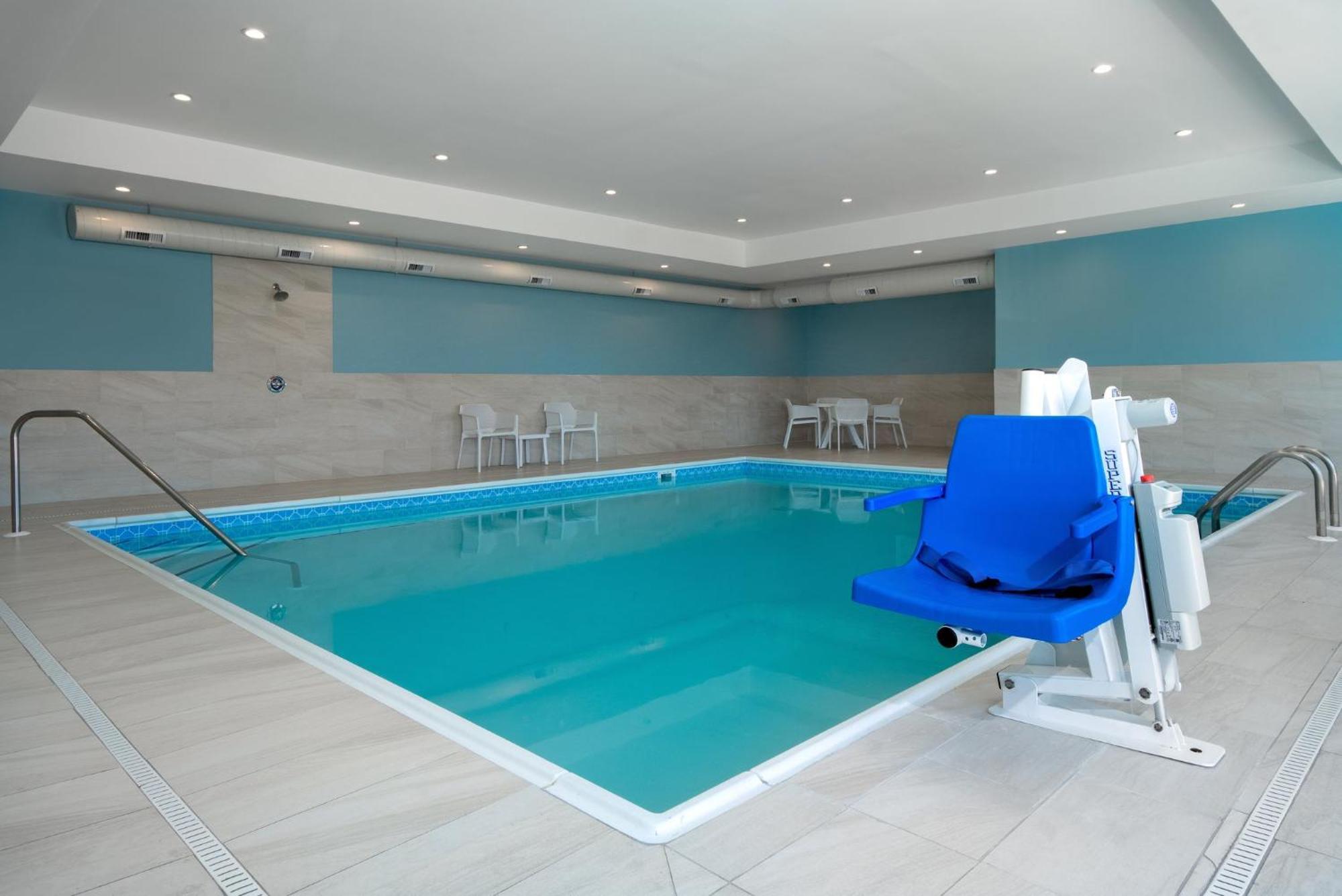 Holiday Inn Express & Suites Oscoda By Ihg Екстер'єр фото