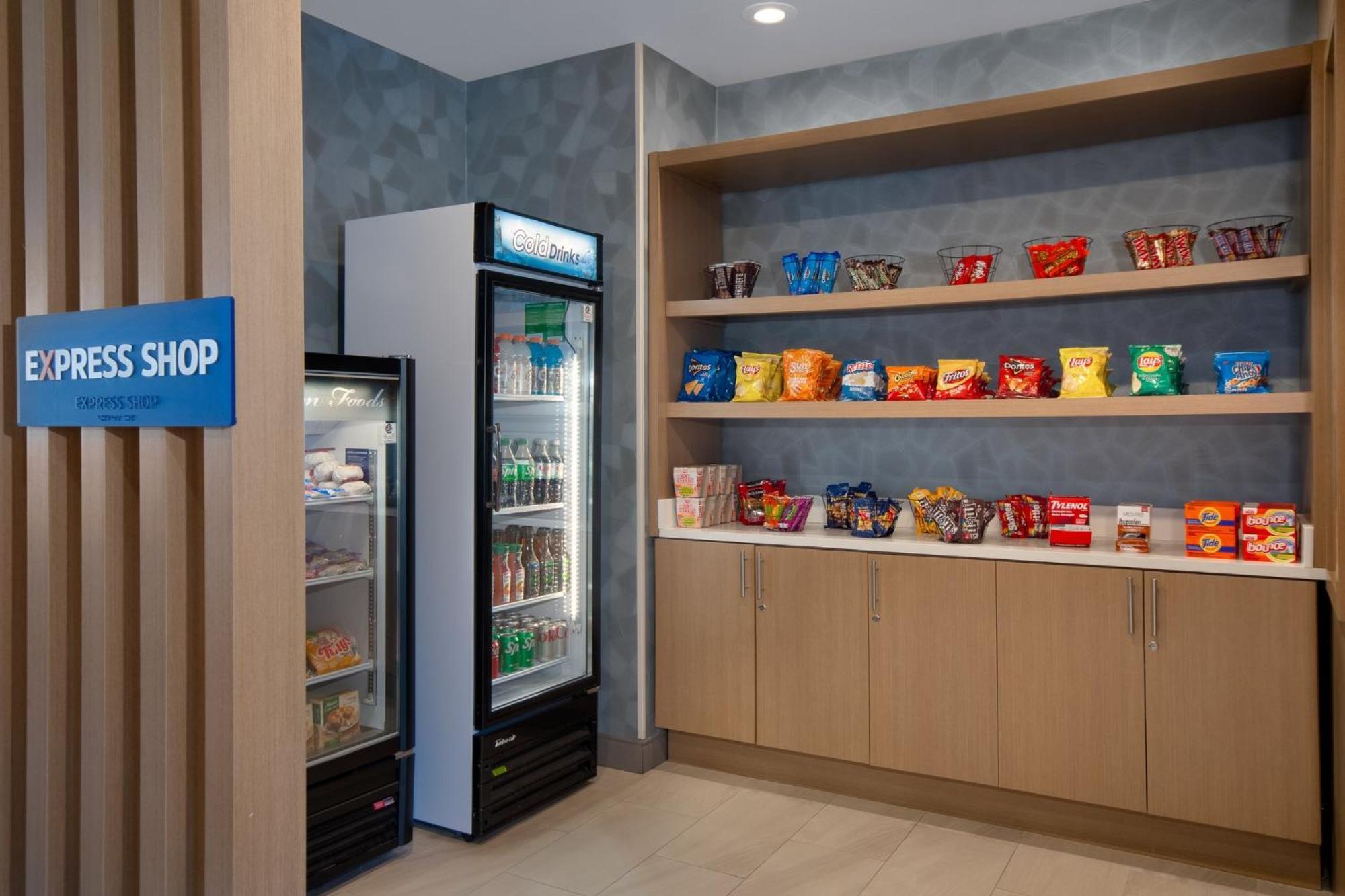 Holiday Inn Express & Suites Oscoda By Ihg Екстер'єр фото