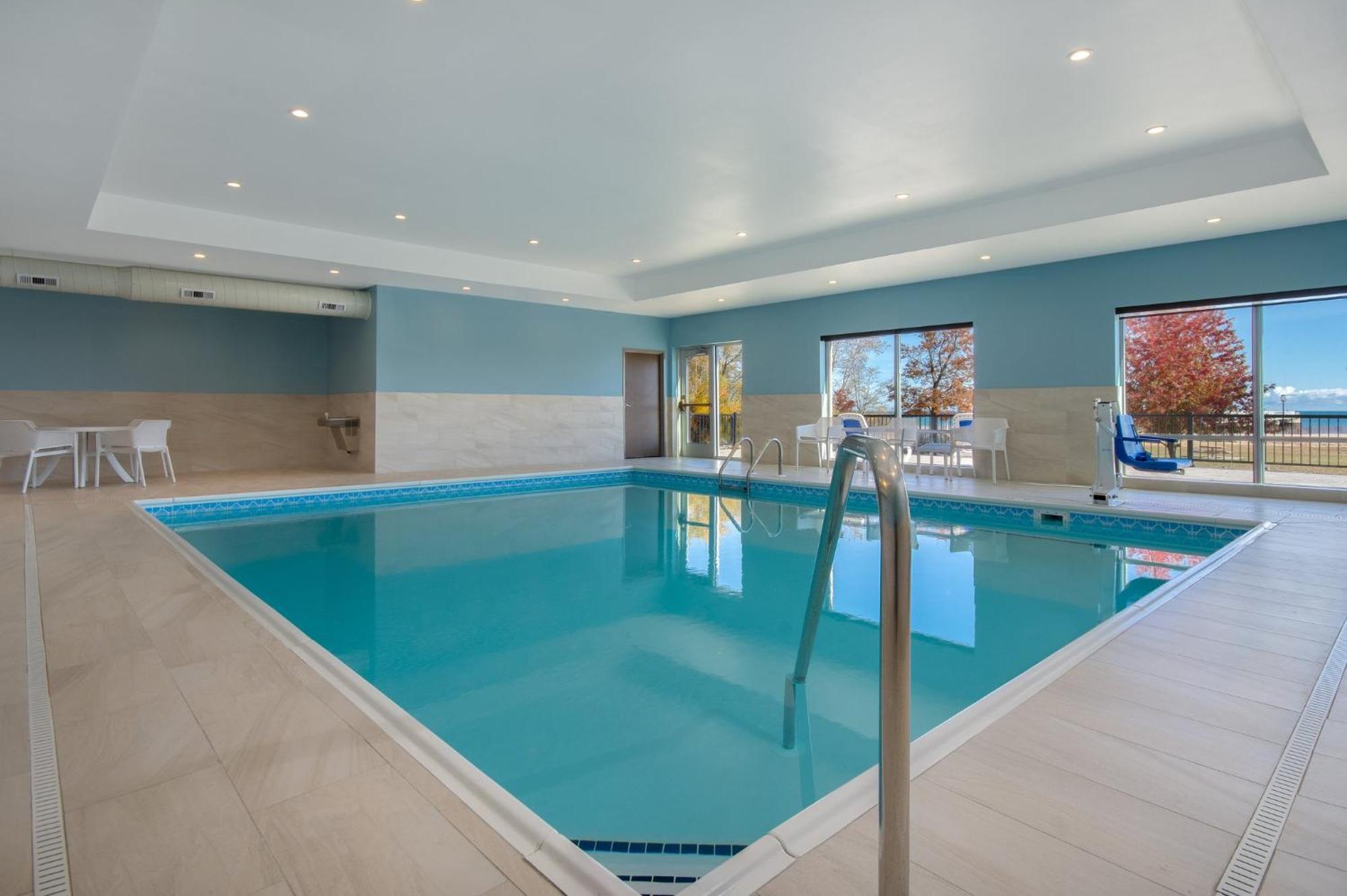 Holiday Inn Express & Suites Oscoda By Ihg Екстер'єр фото