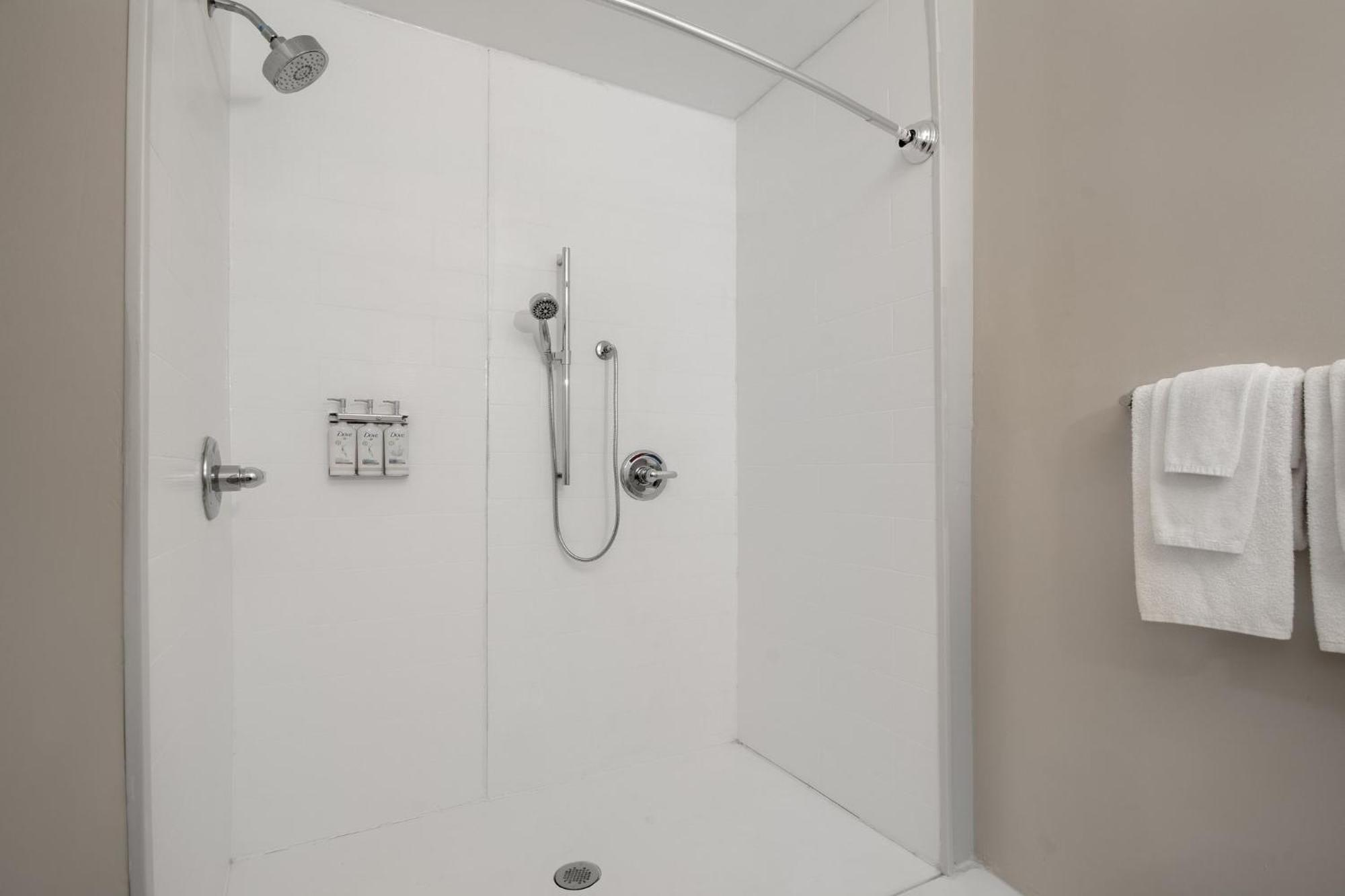 Holiday Inn Express & Suites Oscoda By Ihg Екстер'єр фото